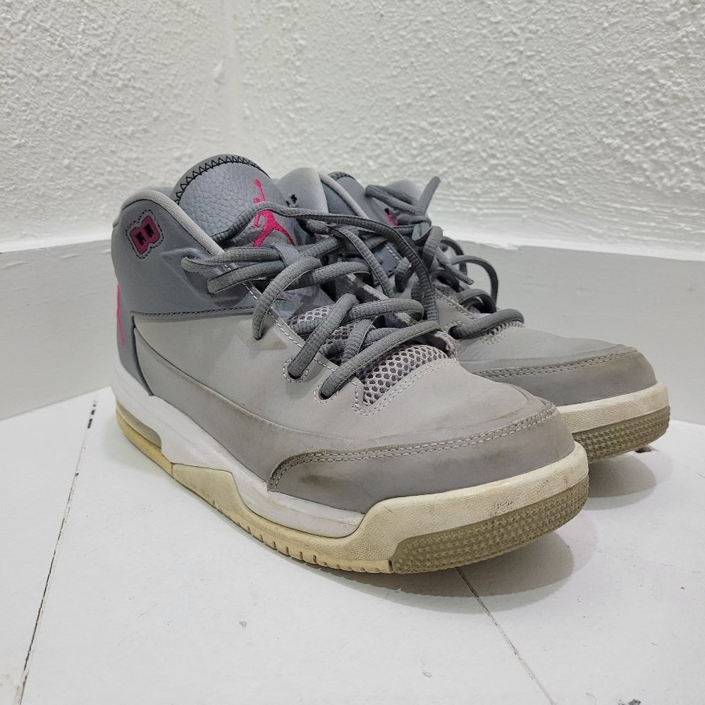 Jordan Flight 3 - gray w/ pink - youth size 6